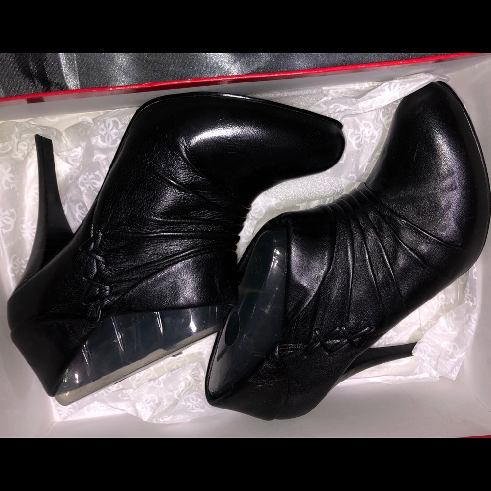 Brand new Guess bootie heels! Size 8.5!